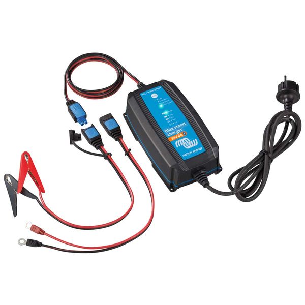 Victron Blue Smart Battery Charger (24V / 8A / IP65)