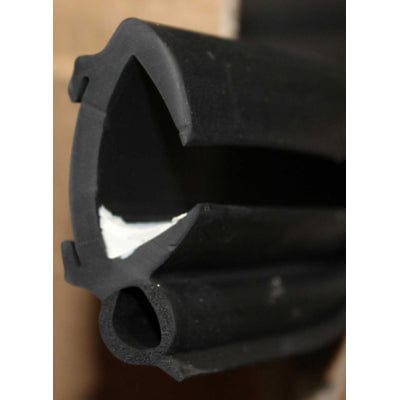 Polyplastic Catches, Stays & Fitting Tools Windows & Rooflights 26/30mm black rubber seal {MOQ-40}